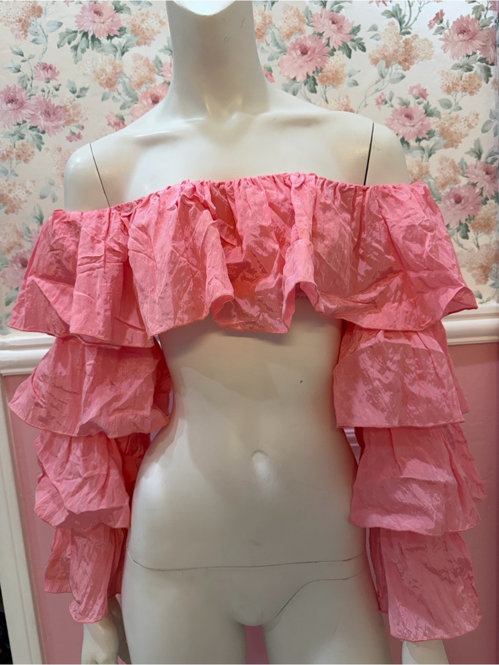 Ruffled Off-Shoulder Crop Top - Pink